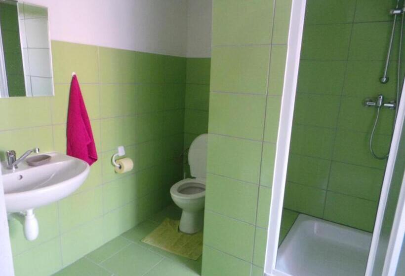 ペンション Penzion Tomy Pihlov