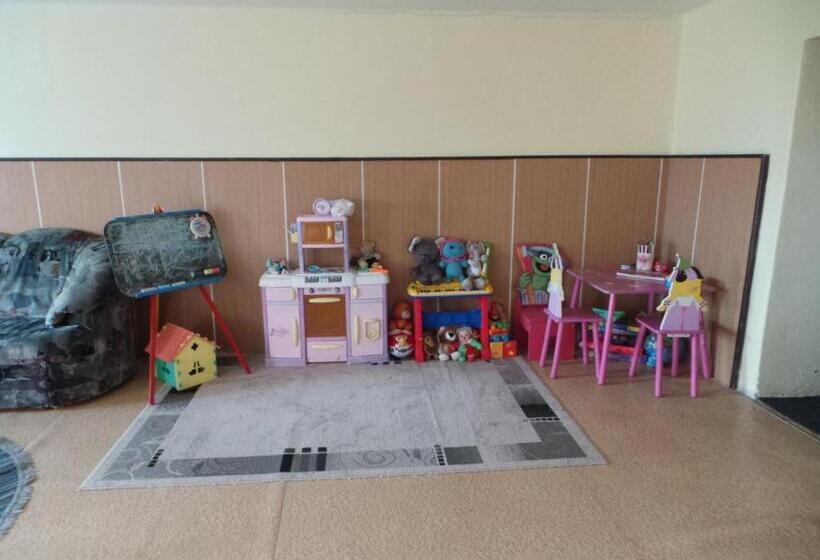 ペンション Penzion Tomy Pihlov