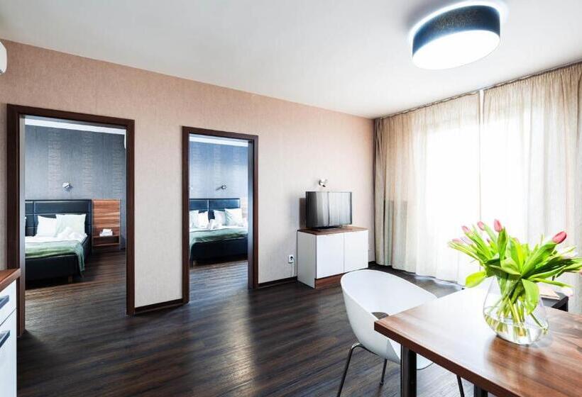 ペンション Penzion V Jízdárně