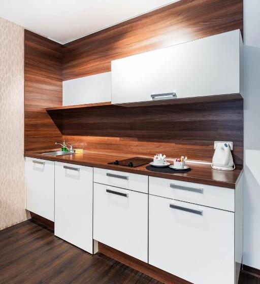 ペンション Penzion V Jízdárně