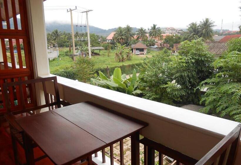 פנסיון Pongkham Residence