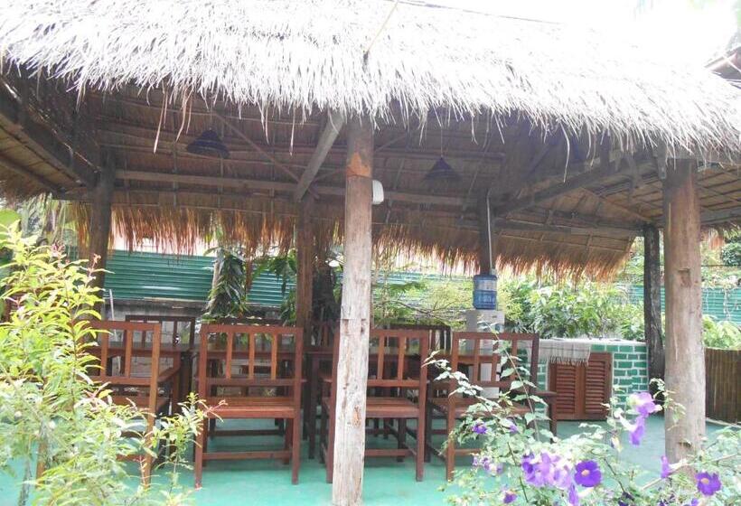 פנסיון Pongkham Residence