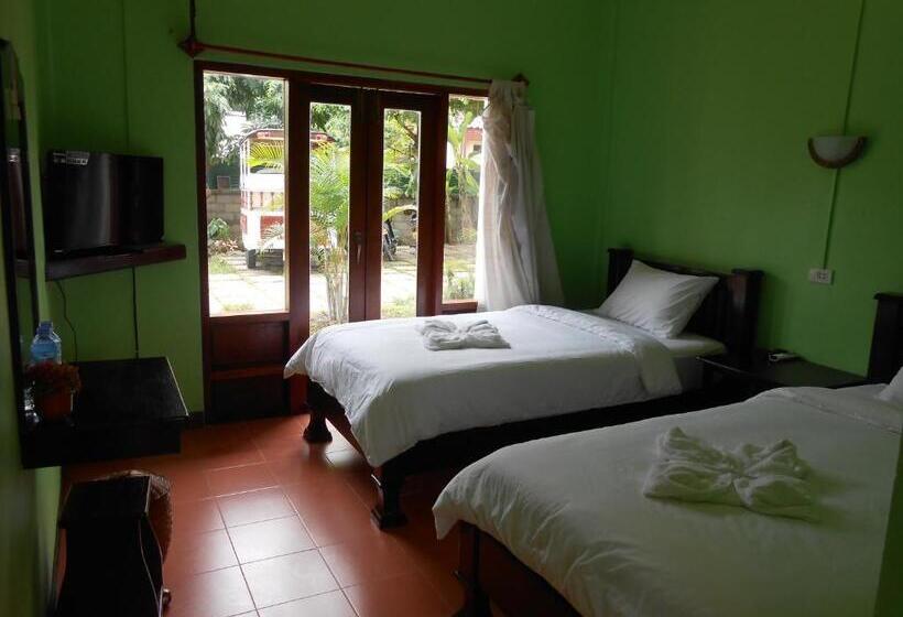 פנסיון Pongkham Residence