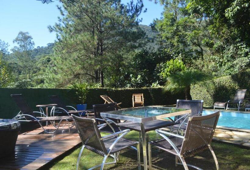 펜션 Pousada Refúgio Das Aves