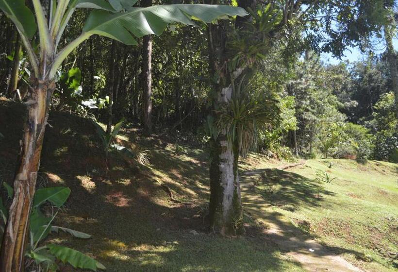 펜션 Pousada Refúgio Das Aves