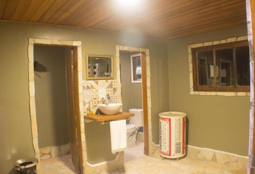 펜션 Pousada Refúgio Das Aves