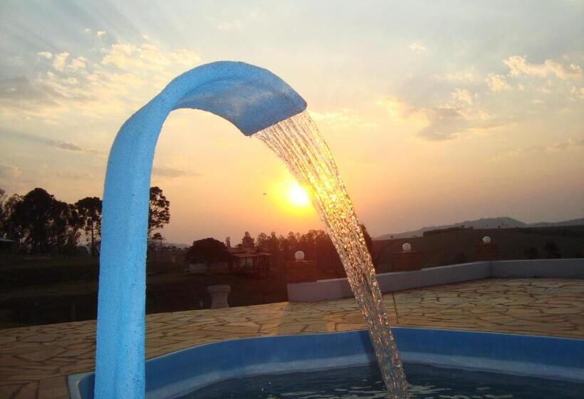 ペンション Si­tio Vila Davero