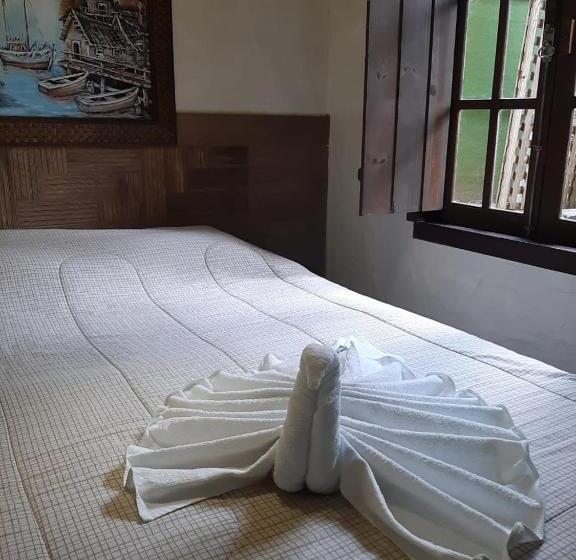 ペンション Pousada Vale Verde Bungalows   Praia Do Rosa   Sc