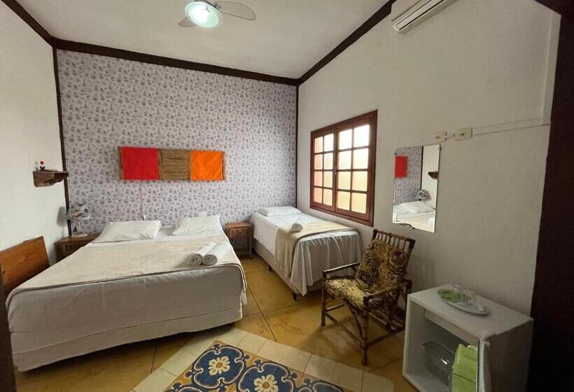 ペンション Pousada Villa Nina