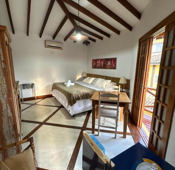 ペンション Pousada Villa Nina