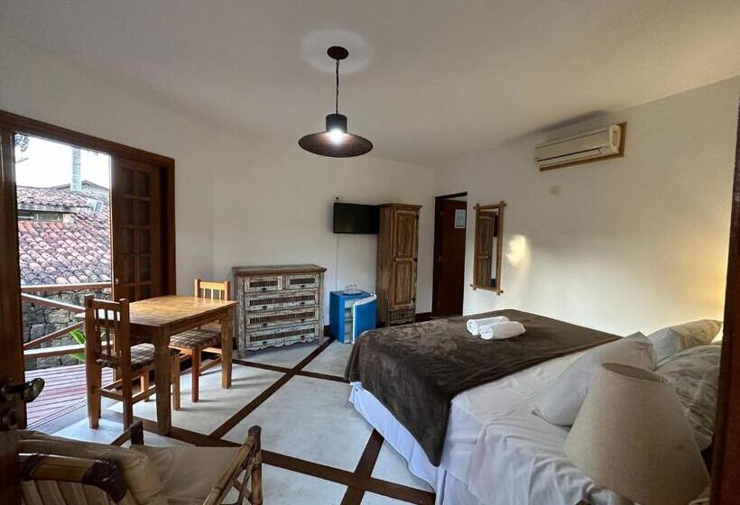 ペンション Pousada Villa Nina