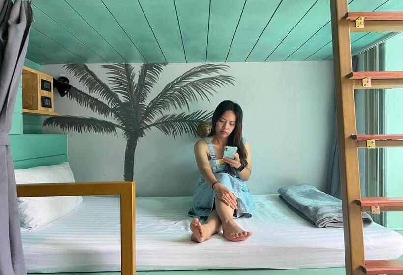 膳宿费 The Snug Airportel   Phuket Airport