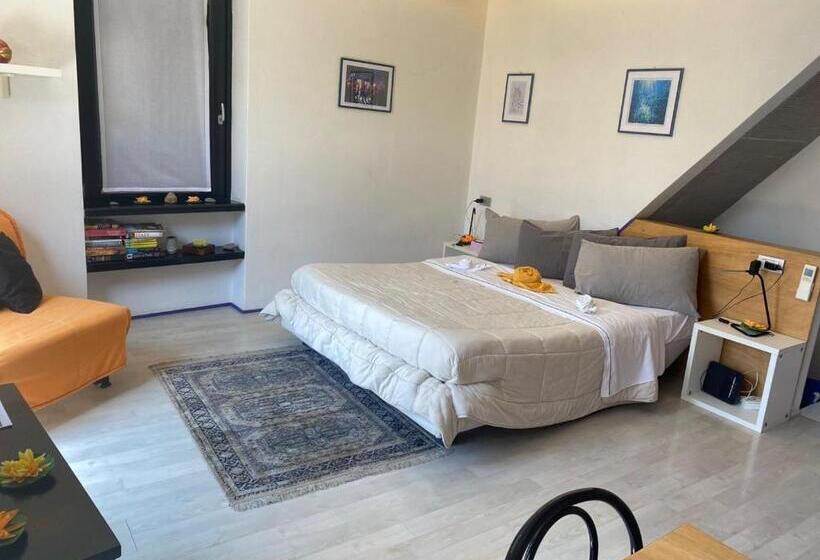 ペンション Vernazza Vacation