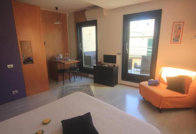 ペンション Vernazza Vacation