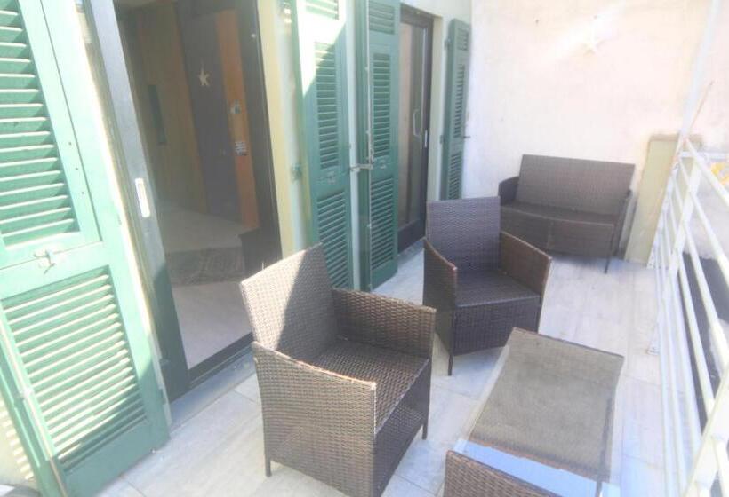 ペンション Vernazza Vacation