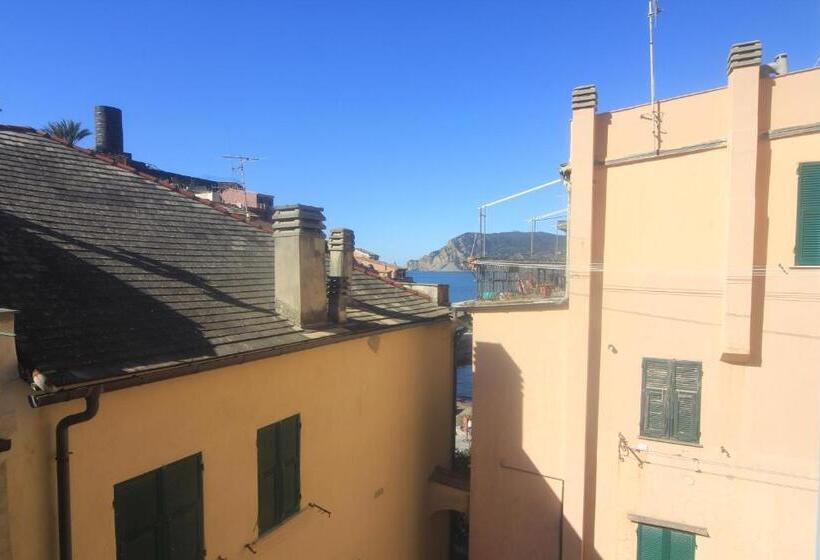ペンション Vernazza Vacation