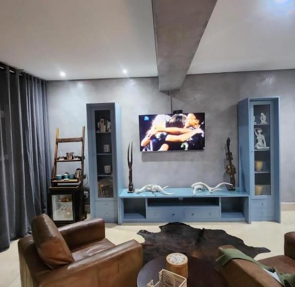 Пансион Vetho House