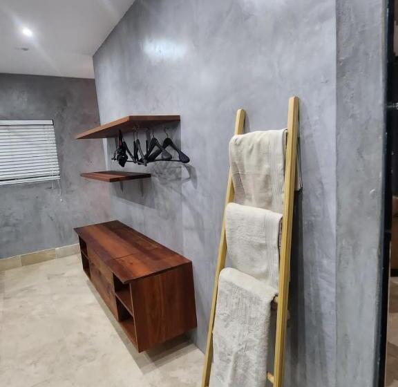 Пансион Vetho House