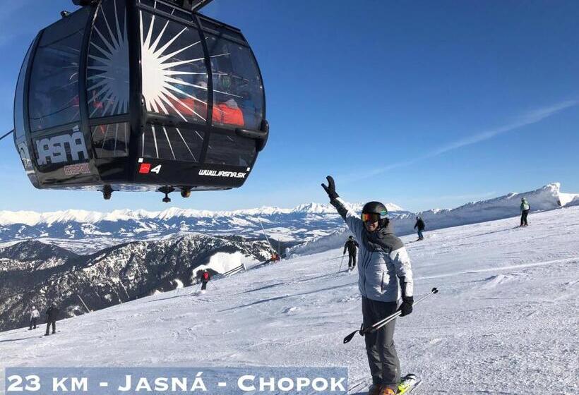 بنسيون Wellness Villa Liptov