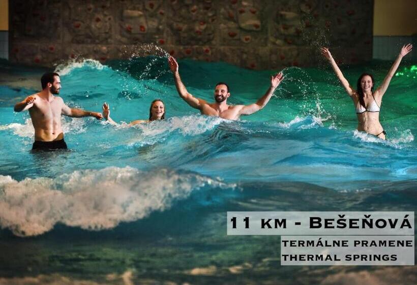 بنسيون Wellness Villa Liptov