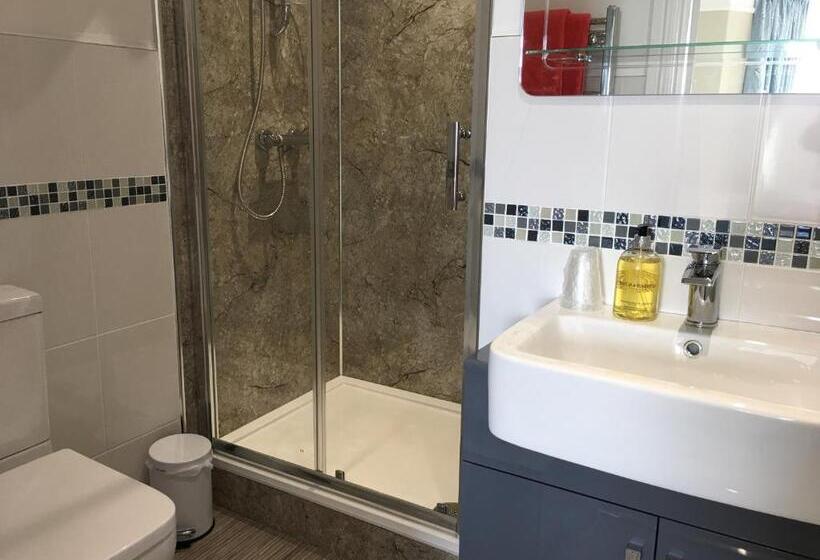 膳宿费 Woodlands Guest House