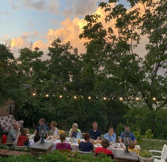 پانسیون Zandarashvili Guest House