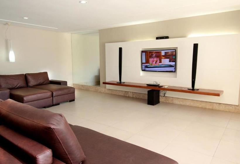 Raru S Motel Via Costeira