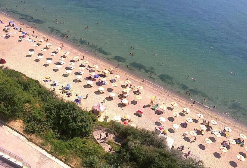 Silver Beach Apart Complex