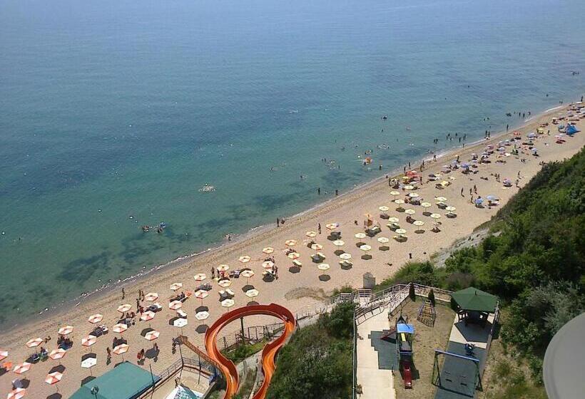 Silver Beach Apart Complex