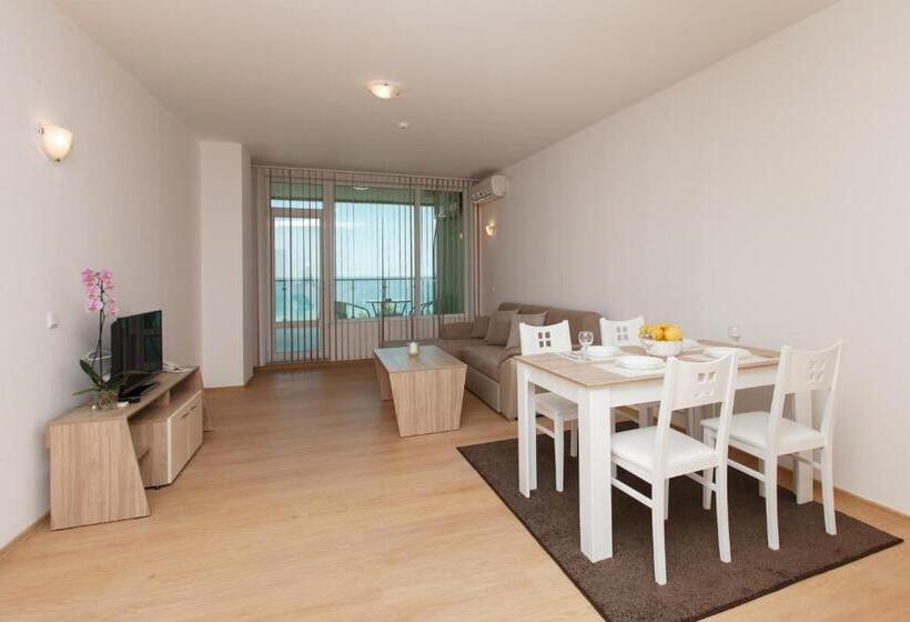 Silver Beach Apart Complex