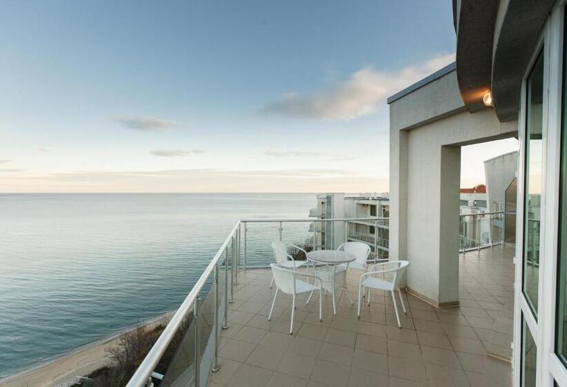 Silver Beach Apart Complex