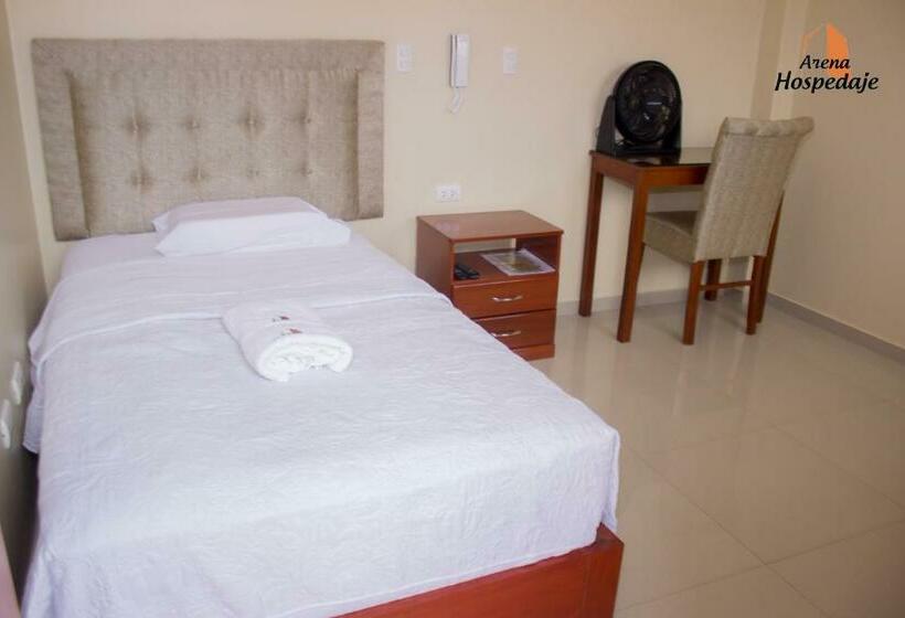 هاستل Arena Hostal