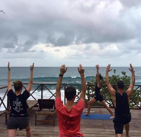 ユースホステル Hostal Hilltop Capurgana