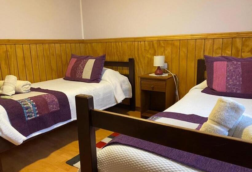 ユースホステル Hostal America En Puerto Natales