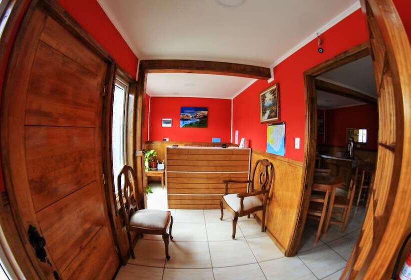 ユースホステル Hostal America En Puerto Natales