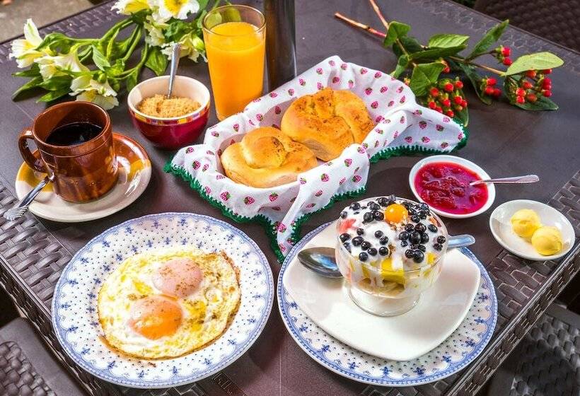 Общежитие Hostal Riviera Sucre