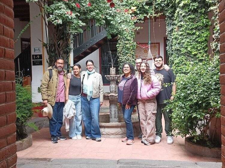 Общежитие Hostal Riviera Sucre