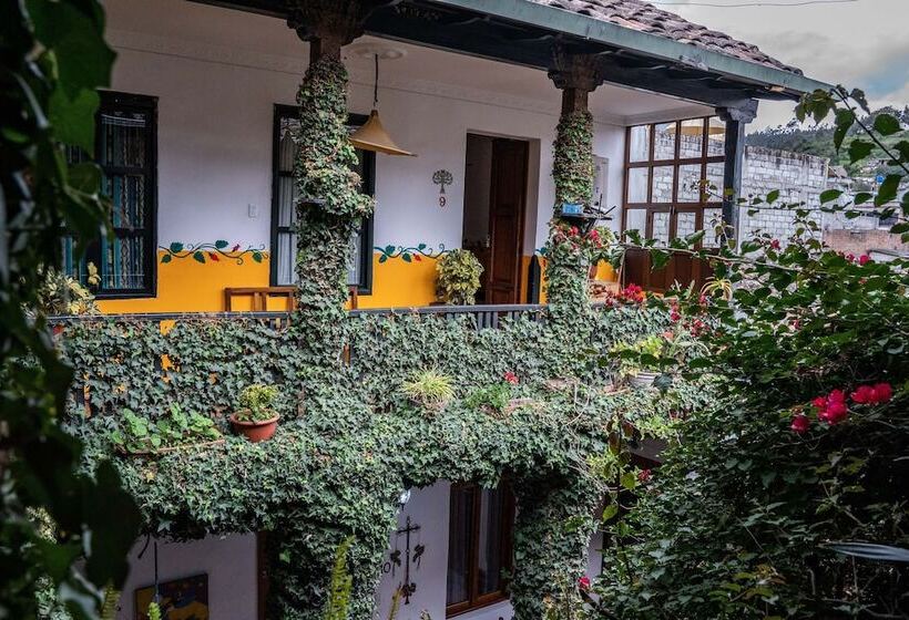 Общежитие Hostal Riviera Sucre