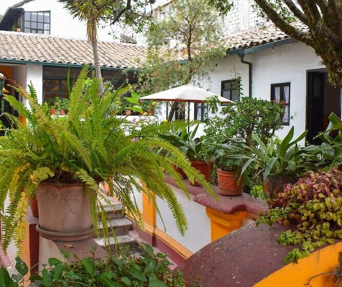 Общежитие Hostal Riviera Sucre