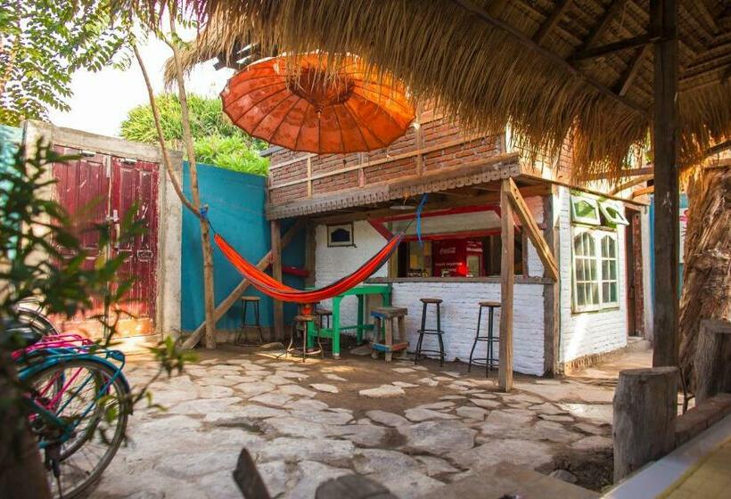 호스텔 La Boheme Mini