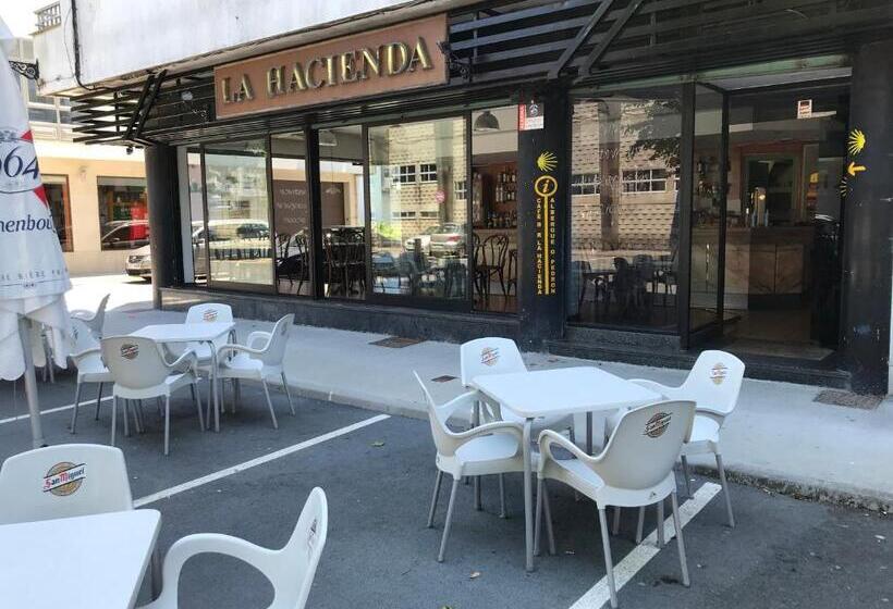 Albergue O Pedrón Hostel & Rooms