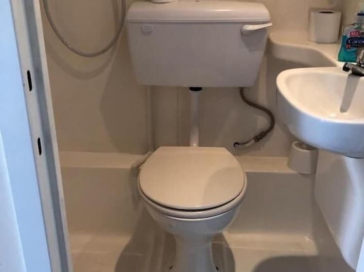 Общежитие The Admiral Cunningham