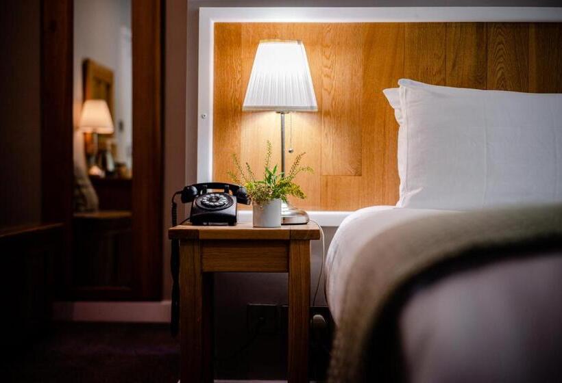 הוסטל The Golden Lion, Newport, Pembrokeshire