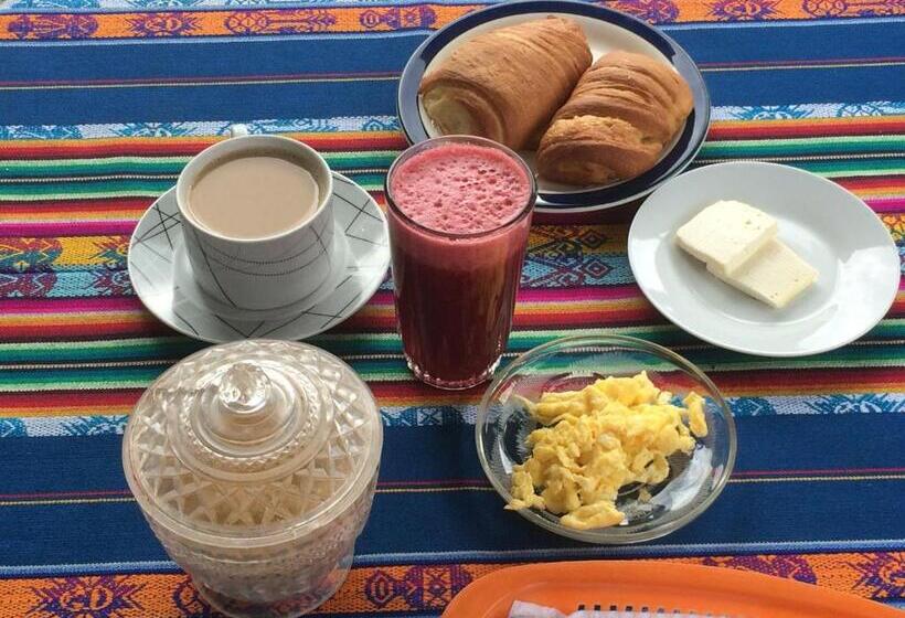 ベッドアンドブレックファースト Hostal La Casa Amarilla City