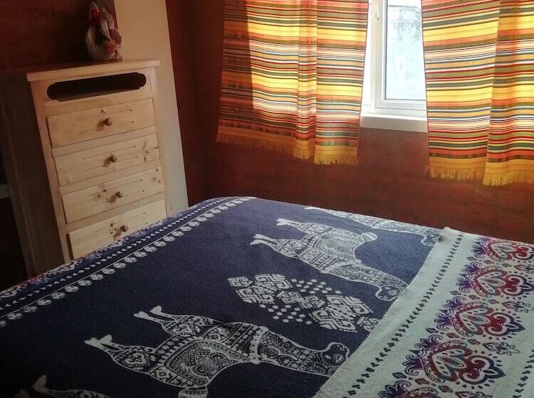 ベッドアンドブレックファースト Hostal La Casa Amarilla City