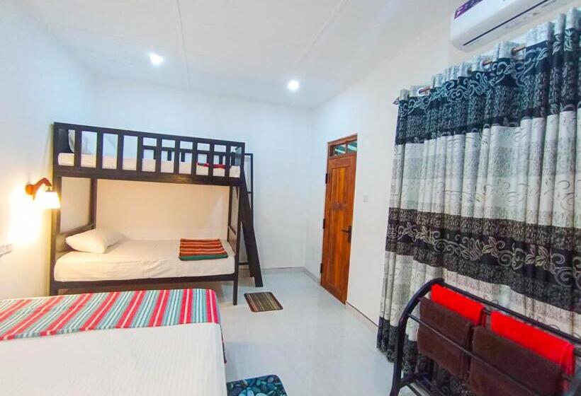 Bed and Breakfast Sigiriya Amenity Home Stay