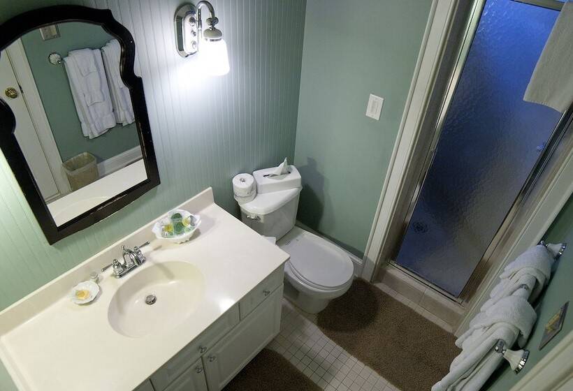 Desoto Beach Bed And Breakfast