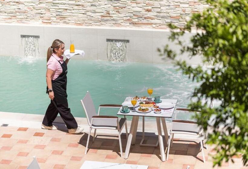 Eliza Hotel By Panel Hospitality   Formerly Evdion