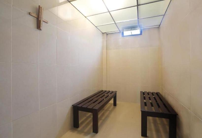 ホテル Green Wattana Sentul