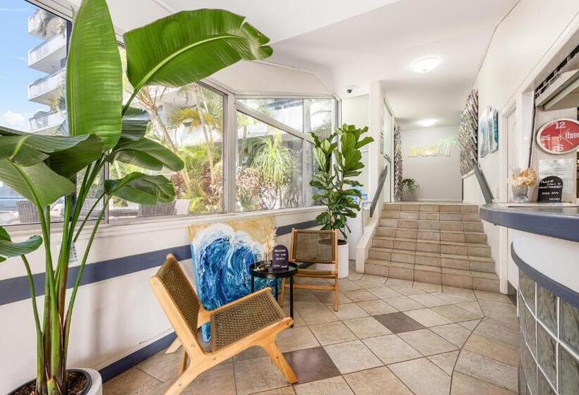 Hi Ho Beach Apartments On Broadbeach